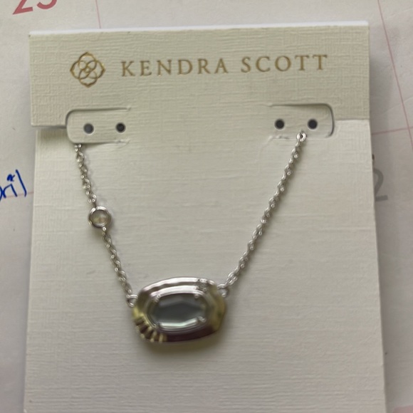 Kendra Scott Anna Short Silver Pendant Necklace in Rhodium Gray Illusion NWT - Picture 5 of 5